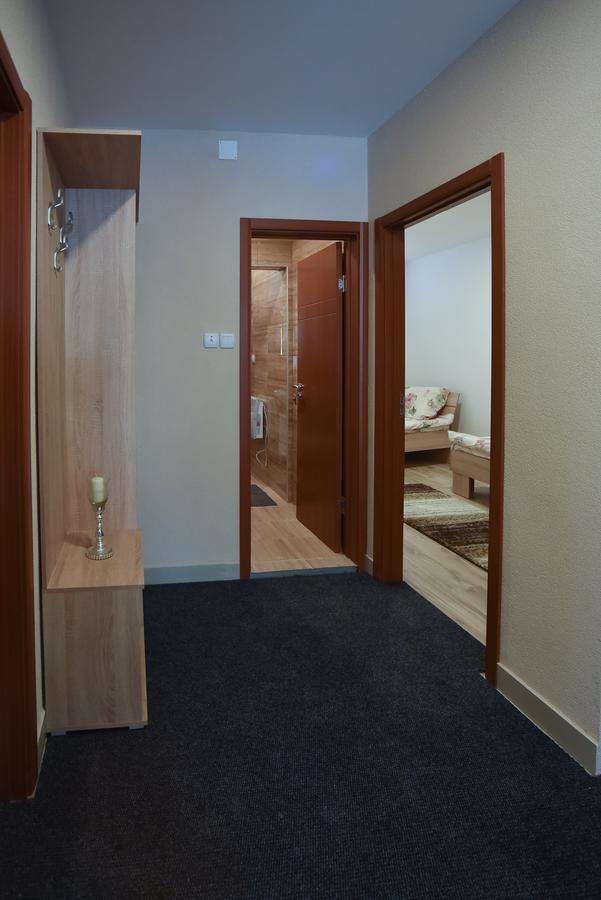 City Center Apartments Pirot Exteriör bild