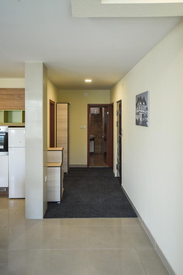 City Center Apartments Pirot Exteriör bild