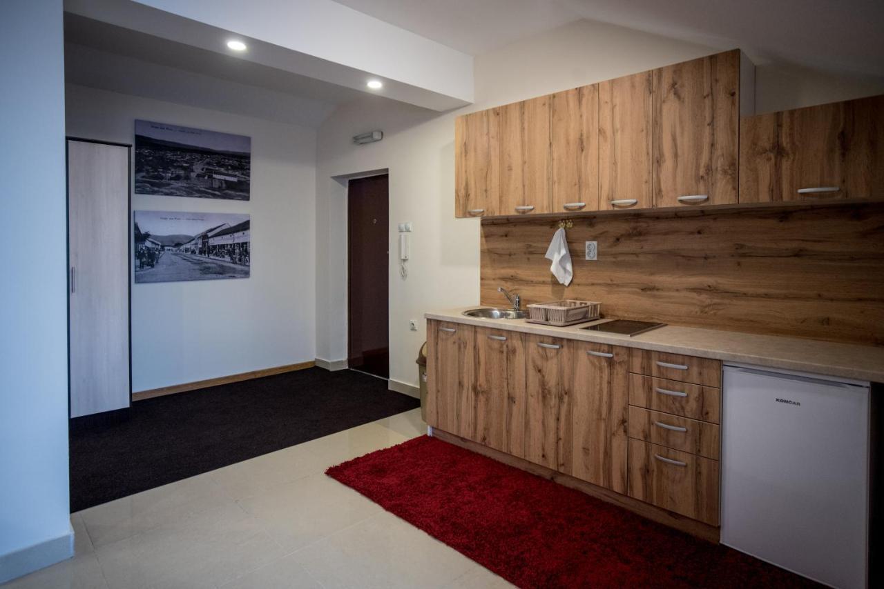 City Center Apartments Pirot Exteriör bild